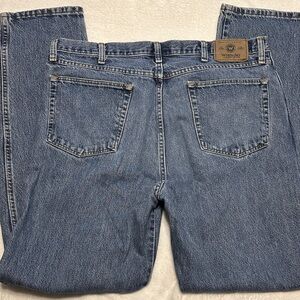 Wrangler Relaxed Fit Blue Jeans